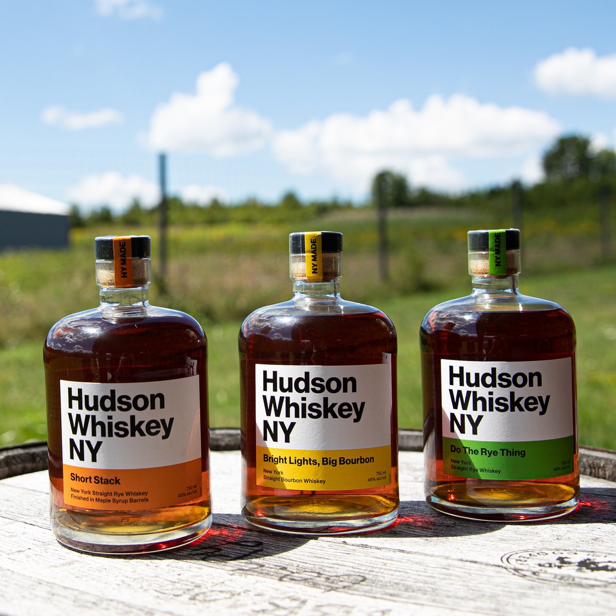 BreakthruBevDE's tweet photo. 🚨 Back in stock and ready to order for holiday gifting 🚨 
With a bourbon #AsBoldAsNewYork how could you go wrong? Place your order today https://t.co/MVnYTqOWo4 https://t.co/8O3ZN6ywb6
