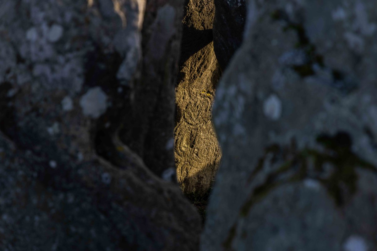 NationalMons's tweet photo. 🌤️#WinterSolstice2022🌤️
What makes Knockroe Passage Tomb #Kilkenny stand out from all other Neolithic passage tombs in Ireland is its dual alignment on both the rising and setting sun of the #WinterSolstice 
https://t.co/XZsn9NRWWC 
#HeritageWellbeing #BrighterDaysAhead https://t.co/djYnOsqAoS