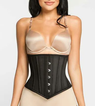HourglassAngel's tweet photo. If you're looking for the perfect steel-boned corset, look no further. The coveted Underbust Satin Corset designed by us checks all of the boxes and #hgababes agree.  
Shop this style: https://t.co/tsyQXqM3Z4 https://t.co/6mG0Lo491l