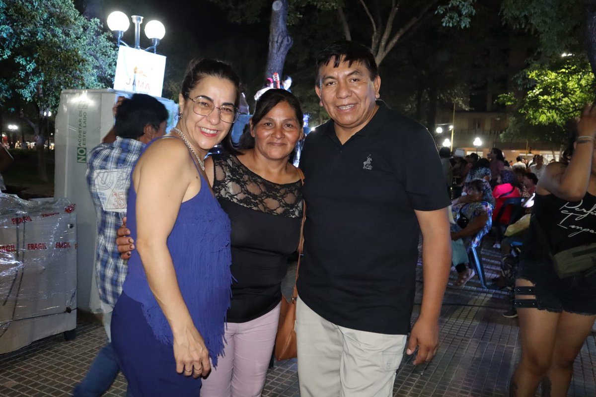 ArribaJujuy's tweet photo. La presidenta del Concejo Deliberante de #LibertadorGralSanMartin @GutierPATRICIA, los vocales de #Arrayanal @LilinaYaicures1, de #Rodeito @rueda_guido, de #SanFrancisco Pablo Liañez, de #Pampichuela Dalmira Zalazar, de #SantaAna Artemio Vilca.
⬇️⬇️⬇️ https://t.co/CdpfHS8clz