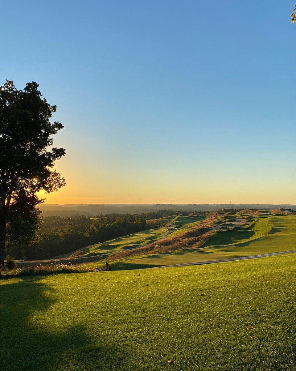 PGA's tweet photo. Dreaming of sunny summer days ☀️

#EscapeToGolf https://t.co/tXBLMVCHNZ