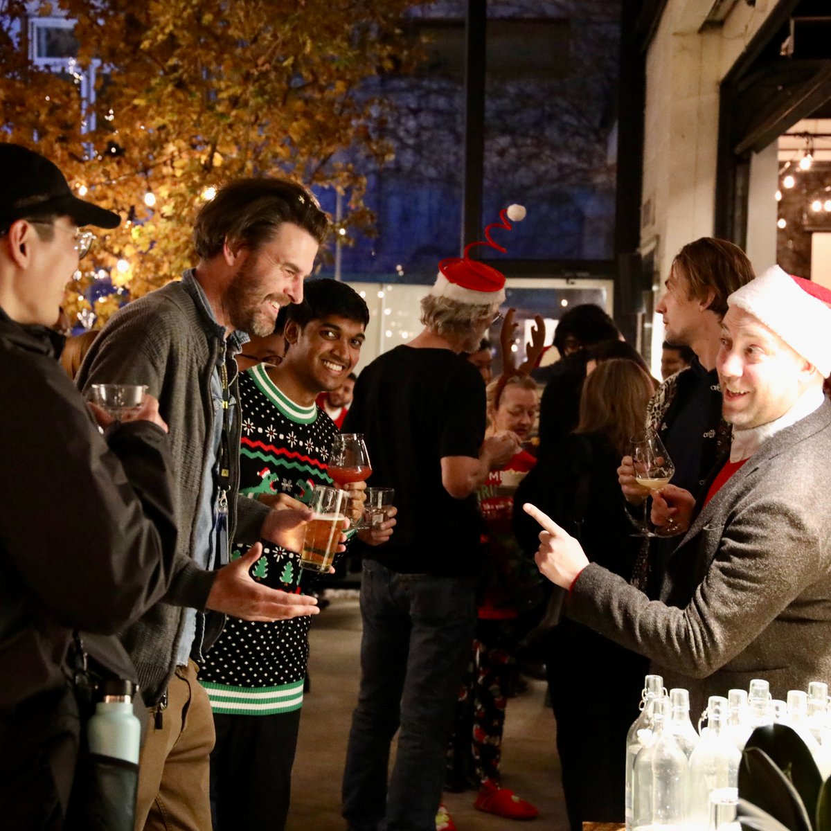 RSVFX's tweet photo. RSVFX WINTER PARTY | Holiday Celebrations
@RSVFX team gathered last week to celebrate a year of accomplishments and the magic of the Holiday Season.
Cocktails, Good Food and Christmas Sweaters = The Perfect Party Mix.
#vfxteam #vfxstudio #winterholidayparty #christmassweaters https://t.co/3teVmXwnCV