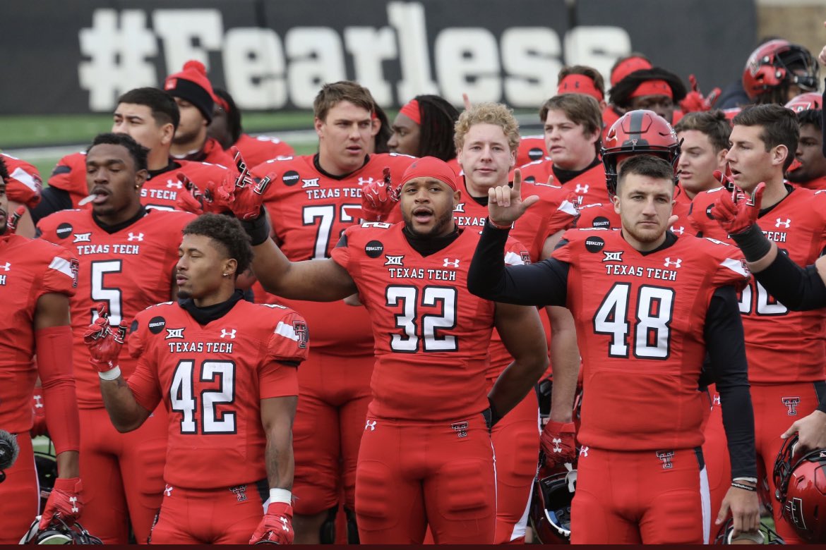 jaydennnn24's tweet photo. I am truly BLESSED to say that I have received my first D1 offer from TEXAS TECH UNIVERSITY!!! ⚫️🔴 #gunsup #goredraider #AGTG @FranklinISD @FranklinLionFB @franklin_lion @TexasTechFB https://t.co/RnxXSvlABg
