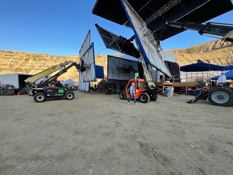 On set of <a href="/obiwankenobi/">Obi-Wan Kenobi</a> with <a href="/dvgrip80/">Conservative Refugee.</a> 

#mbsmediacampus #thembsgroup #manhattanbeach #mediacampus #studiolife #setlife