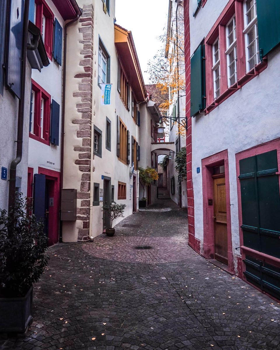 NOUVEL ARTICLE : #BÂLE EN #SUISSE 🇨🇭

Toutes les activités à faire et à voir pour 4 jours 🌟

#thisisbasel <a href="/baseltourism/">This is Basel</a> 

➡️ onholidaysagain.com/europe/suisse/…