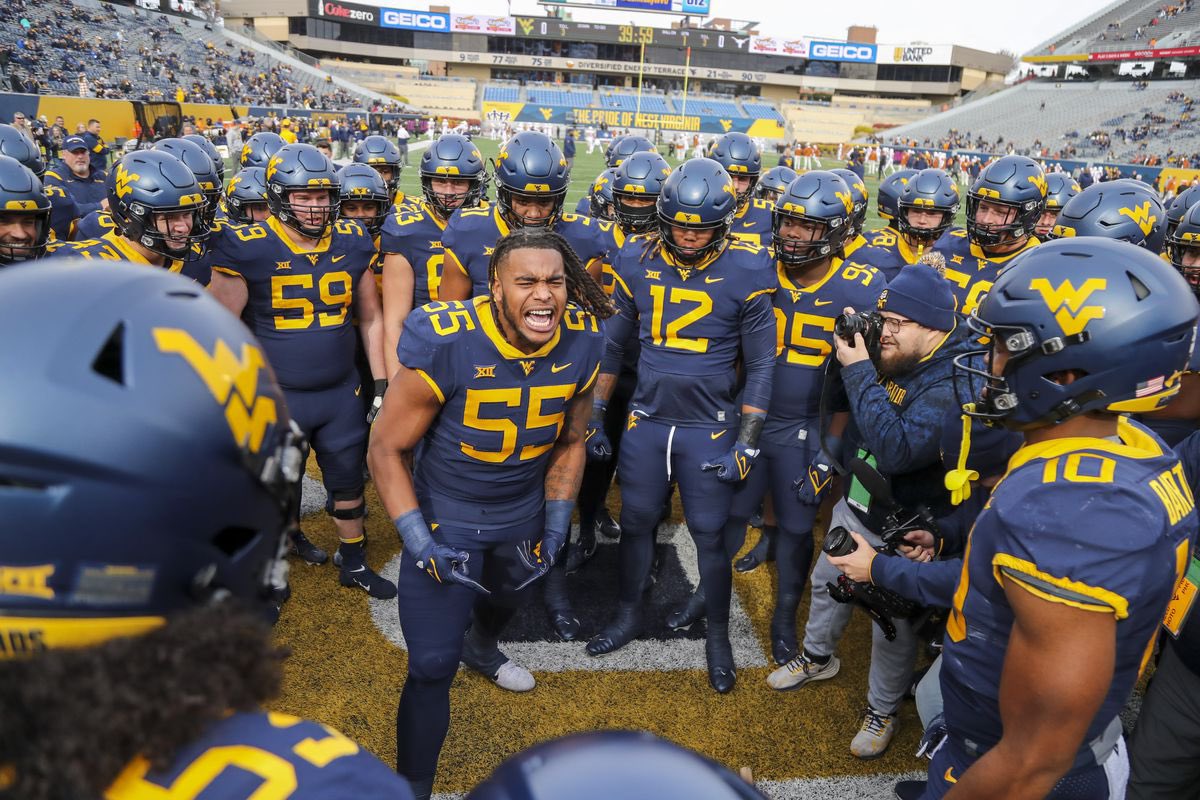 karonali2_'s tweet photo. I’m beyond blessed and thankful for receiving an offer from West Virginia University 💙💛 #HailWV🏔️ #Big12 @CoachChadScott @PennsaukenFB @PFSkillsAcademy https://t.co/5aaUTKlZSt
