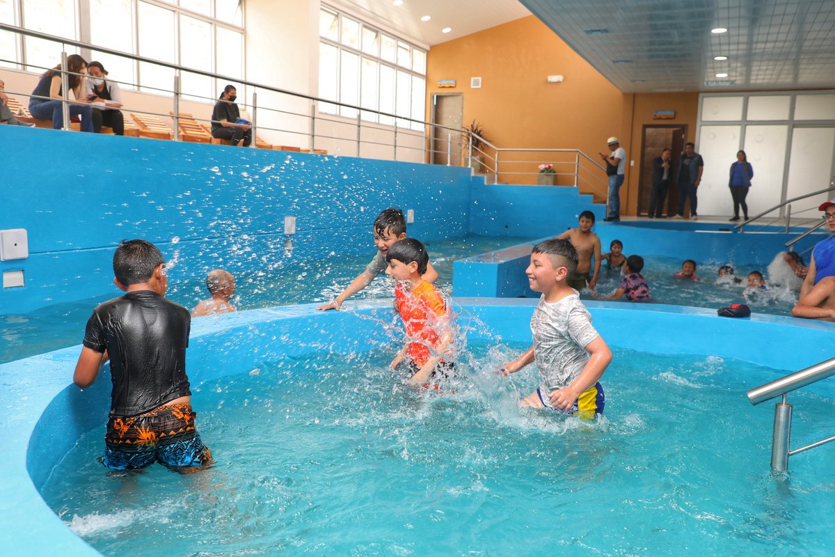 ¡Cumplimos con Guapán y la provincia! 💪

Antes de entregar oficialmente el Complejo de Aguas Termales de Guapán al GAD Parroquial, iniciamos la socialización de su correcto funcionamiento con jóvenes que visitaron y disfrutaron de las piscinas termales. 🤽‍♀️🏊‍♂️

#JuntosSomosFuerza