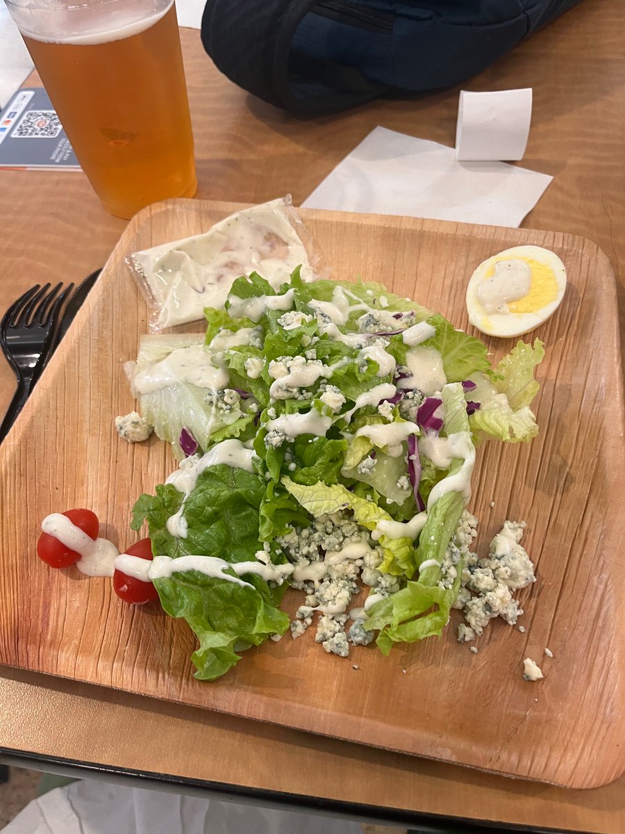 arewedoomed's tweet photo. Vegetarian Cobb Salad at @KonaBrewingCo at Sarasota Airport.  Wtf? . Only $12.99. Actually embarrassed for them. https://t.co/Na58Bun27X