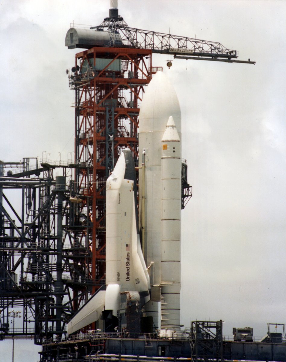 SLDelta69's tweet photo. The Columbia spacecraft is seen right after being stacked onto the launchpad for the Apollo 21 mission. The craft is stacked using the crane on the "Robozilla" tower, which pulls it from the VAB and onto the launchpad using an aerospace grade fishing line.
📸 F-4 Phantom #AvGeek https://t.co/gEOr4g0KtP