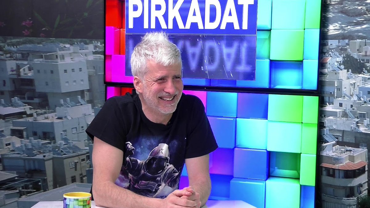 Kurucinfo2's tweet photo. Kóserkonzervatívok akcióban - még egy szó a katari vb-döntőről.
A társutas szalonjobboldal teszetoszasága miatt süllyedtünk idáig.
#Kuruc #Európa #fociVB #Afrika #Argentina #Franciaország #feketék #Magyarország #rasszizmus #VargaDamm #sport
🌐 https://t.co/HwaSEv2ZPD https://t.co/Qm92Ss8AJA