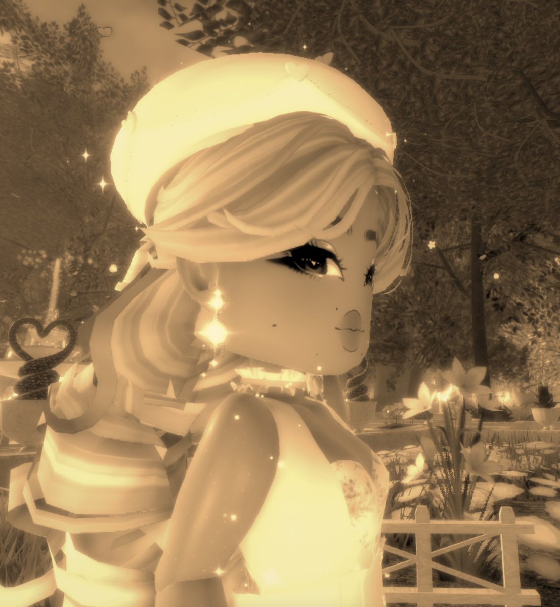 dearestbluee's tweet photo. polaroids in the park ~♡
likes and rt's appreciated! 

-tags-
#royalehigh #royalehighoutfit #royalehighoutfits #royalehighoutfithacks #royalehighchristmas #rhoutfits https://t.co/hefF2KN49b