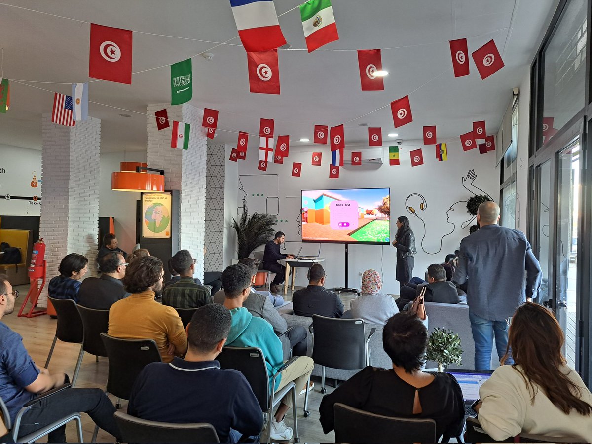 MariemTURKY's tweet photo. #OrangeDigitalCenter 🇹🇳organise le Demo Day de la cohorte de formation en production de Jeux Vidéo 3D #3DGameX en partenariat avec #Netinfo
#Gaming #entreprenariat #ODC
@OrangeTN_Plus https://t.co/zbjlGO1sb5