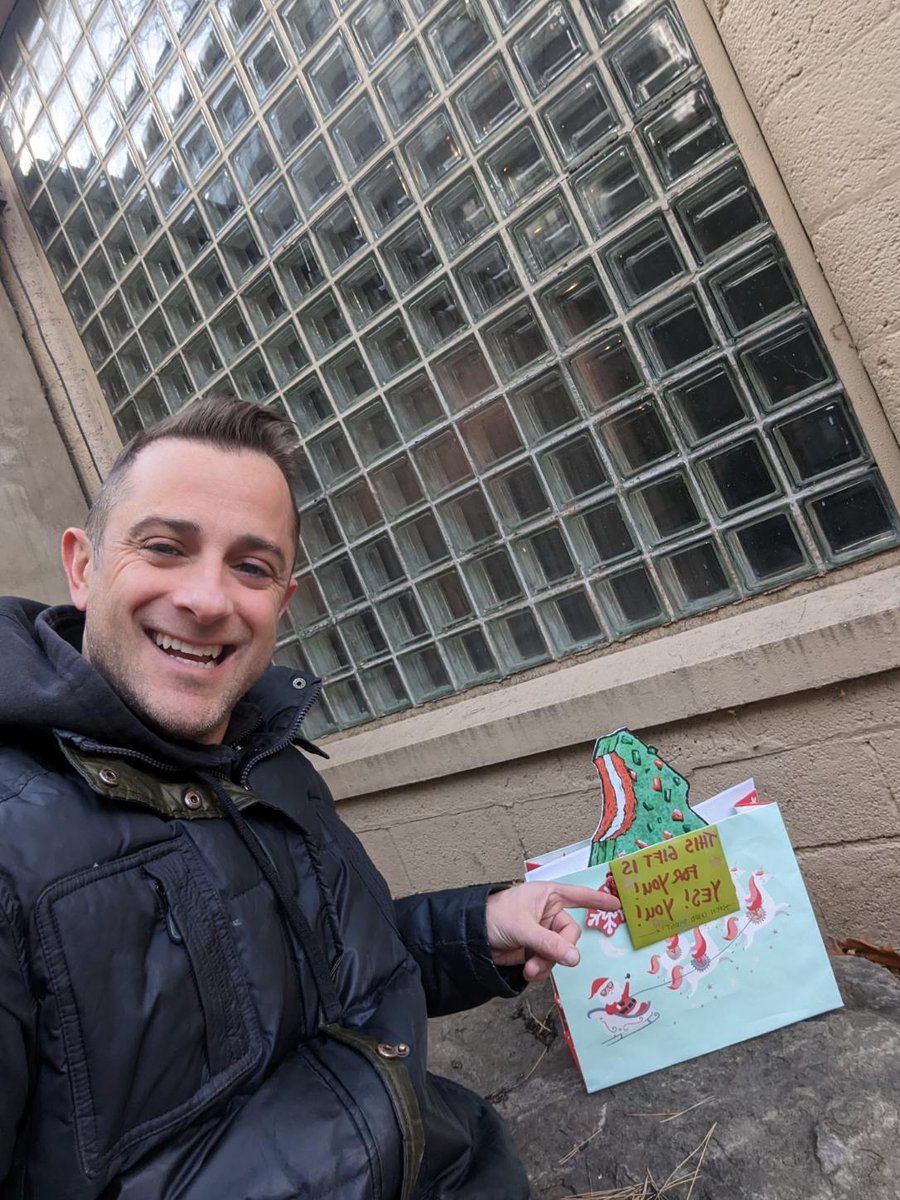 Share Some ROC Love tweet media