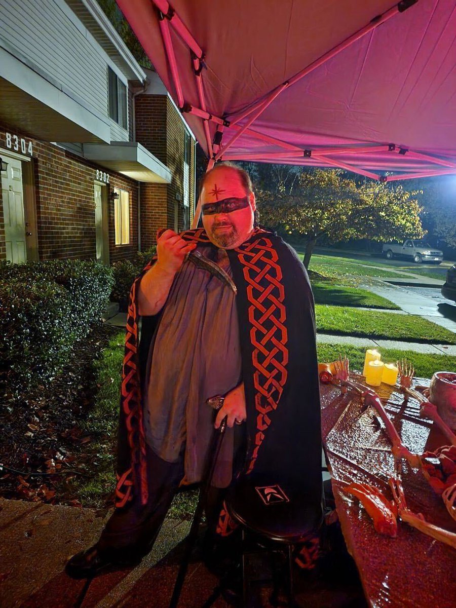FurtheMore's tweet photo. The @FurtheMore family is deeply saddened by the loss of our staffer Nanashi, who passed away last night. May their memory be a blessing. https://t.co/XjvfhORGxO