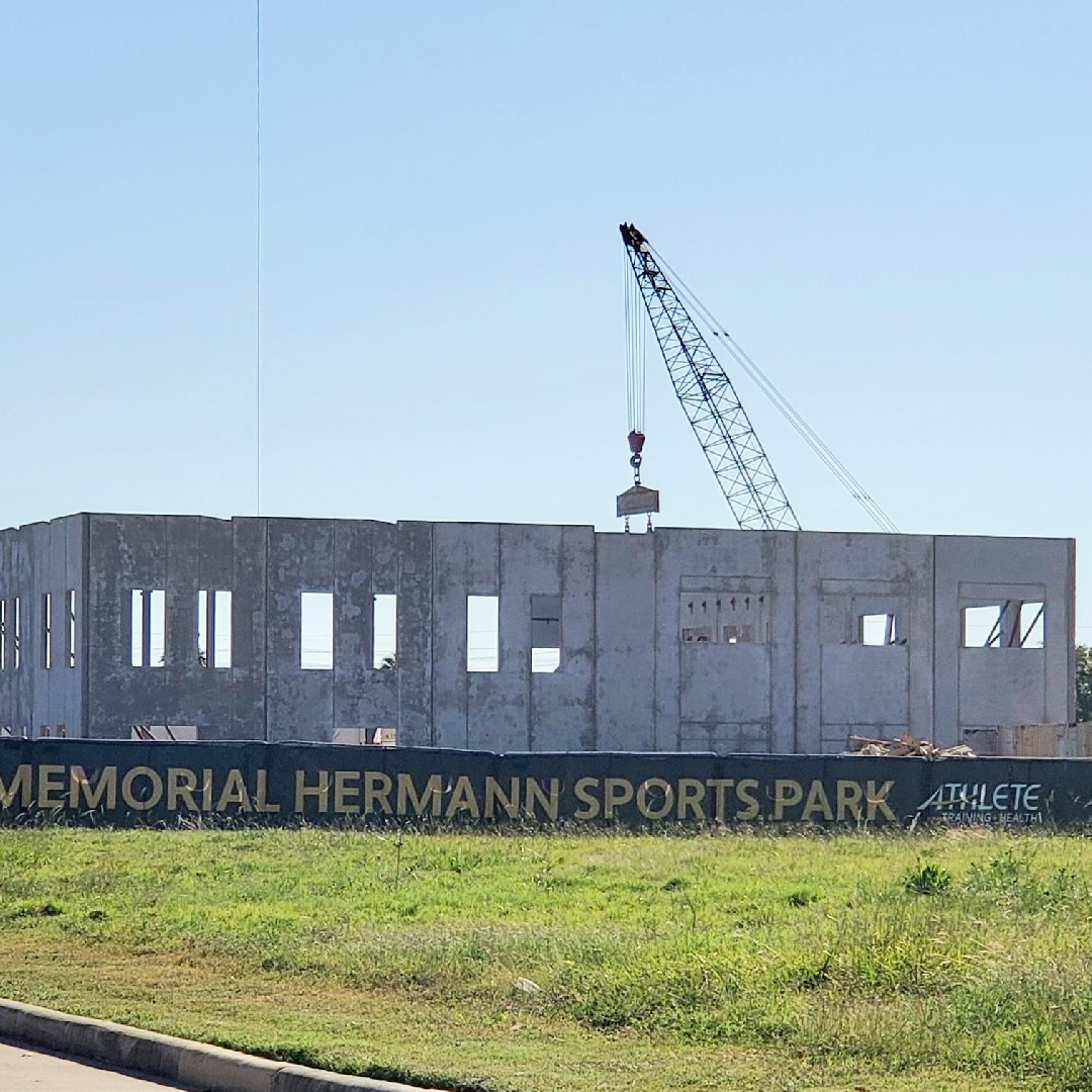 ortho_ut's tweet photo. Growth has been a constant at #UTOrtho, and we are excited to look back to this fantastic day when our team broke ground at the site where the new, state-of-the-art @Athlete_TH #ATH complex on the current #MemorialHermann Pearland campus will be located. #Orthotwitter https://t.co/uyKrBfkyic