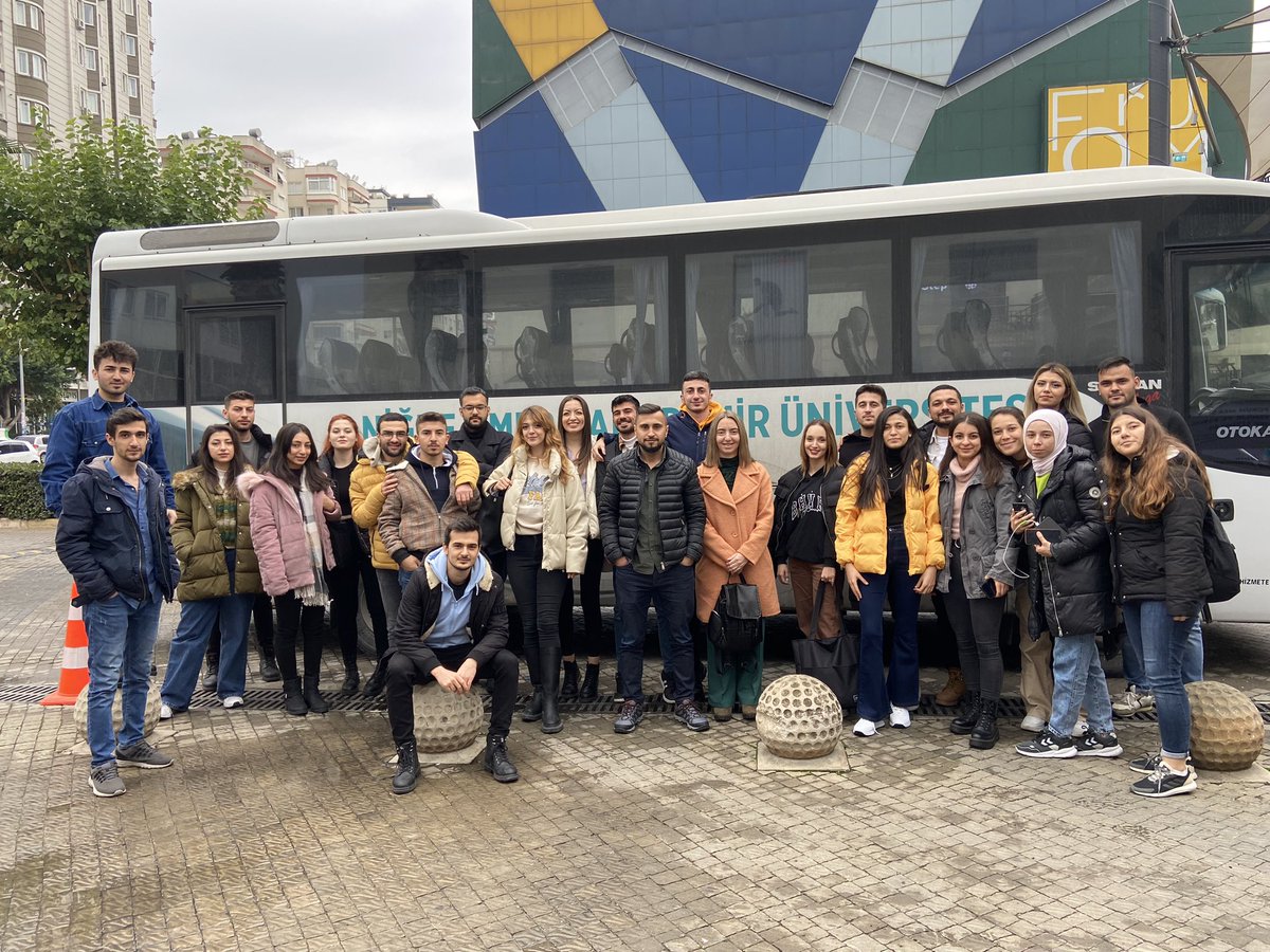 OHUUTLK's tweet photo. Uluslararası Ticaret Ve Lojistik Kulübü olarak “Mersin Limanı’na Teknik Gezi” etkinliğimizi tamamladık. Etkinliğimize katkılarından dolayı Sayın Rektörümüz @DrHasanUslu  ve kıymetli hocalarımıza teşekkür ederiz. @NOHUniversitesi https://t.co/Y2YJCGQS4p