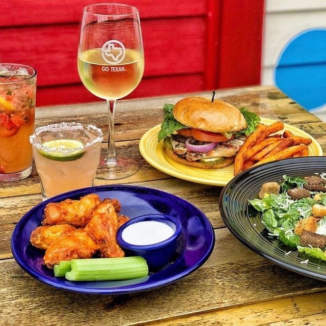 OpalDivines's tweet photo. grab your loved ones and come enjoy a meal with us!!🤩🎉💕
#OpalDivine #familyowned #austin #texas #craftbeer #goodfoodgoodcompany #foodie #austinsbesthappyhour #happyhour #cheers https://t.co/R7YYvMo8sX