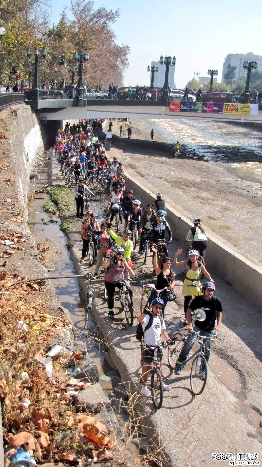 arriagadaPAD's tweet photo. Gracias a ciudadanía y autoridades q siguieron insistiendo, el #MapochoPedaleable ha sido una escuela ciudadana por la q han pasado muchos esfuerzos. Es hora de cerrar este Día de la Marmota, materializar el proyecto y q sea ejemplo de futuras inversiones cicloinclusivas. ❤️🚲🙌🏾 https://t.co/awIO801vld