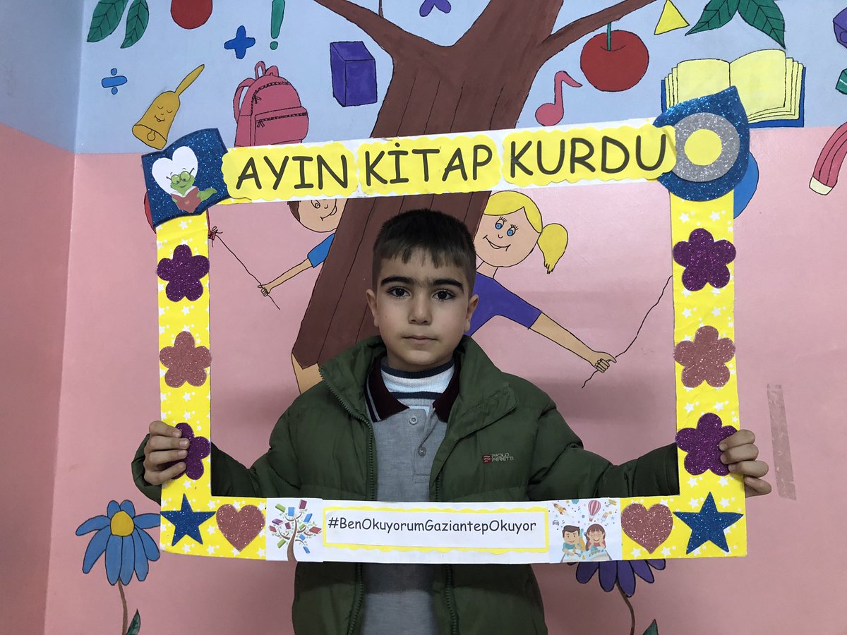 Doç. Dr. Mitat Enç İlkokulu (@doc_enc) on Twitter photo ‼️DİKKAT KİTAP KURDU ÇIKABİLİR ‼️ #benokuyorumgaziantepokuyor <a href="/Gantepokuyor/">Ben Okuyorum, Gaziantep Okuyor Projesi</a> <a href="/yasintepe/">Yasin TEPE</a> <a href="/erdalkilinc27/">Dr.Erdal KILINÇ</a> <a href="/gazisehirmeclis/">Gazişehir Öğrenci Meclisi</a> <a href="/Gaziantep_MEM/">Gaziantep İl Millî Eğitim Müdürlüğü</a> <a href="/sahinbeymem/">Şahinbey İlçe Milli Eğitim Müdürlüğü 🇹🇷</a> ‼️DİKKAT KİTAP KURDU ÇIKABİLİR ‼️ #benokuyorumgaziantepokuyor <a href="/Gantepokuyor/">Ben Okuyorum, Gaziantep Okuyor Projesi</a> <a href="/yasintepe/">Yasin TEPE</a> <a href="/erdalkilinc27/">Dr.Erdal KILINÇ</a> <a href="/gazisehirmeclis/">Gazişehir Öğrenci Meclisi</a> <a href="/Gaziantep_MEM/">Gaziantep İl Millî Eğitim Müdürlüğü</a> <a href="/sahinbeymem/">Şahinbey İlçe Milli Eğitim Müdürlüğü 🇹🇷</a>