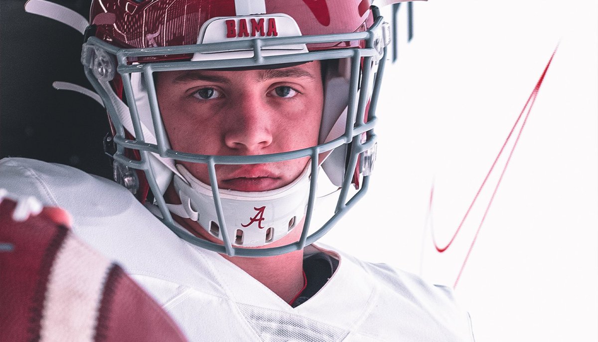 AlabamaFTBL's tweet photo. Welcome to the Bama Family! @eli_holstein10 https://t.co/0YrDg3xRhH
