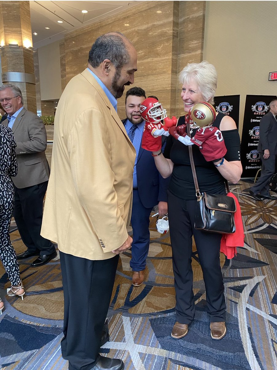 KCPuppetLady tweet media