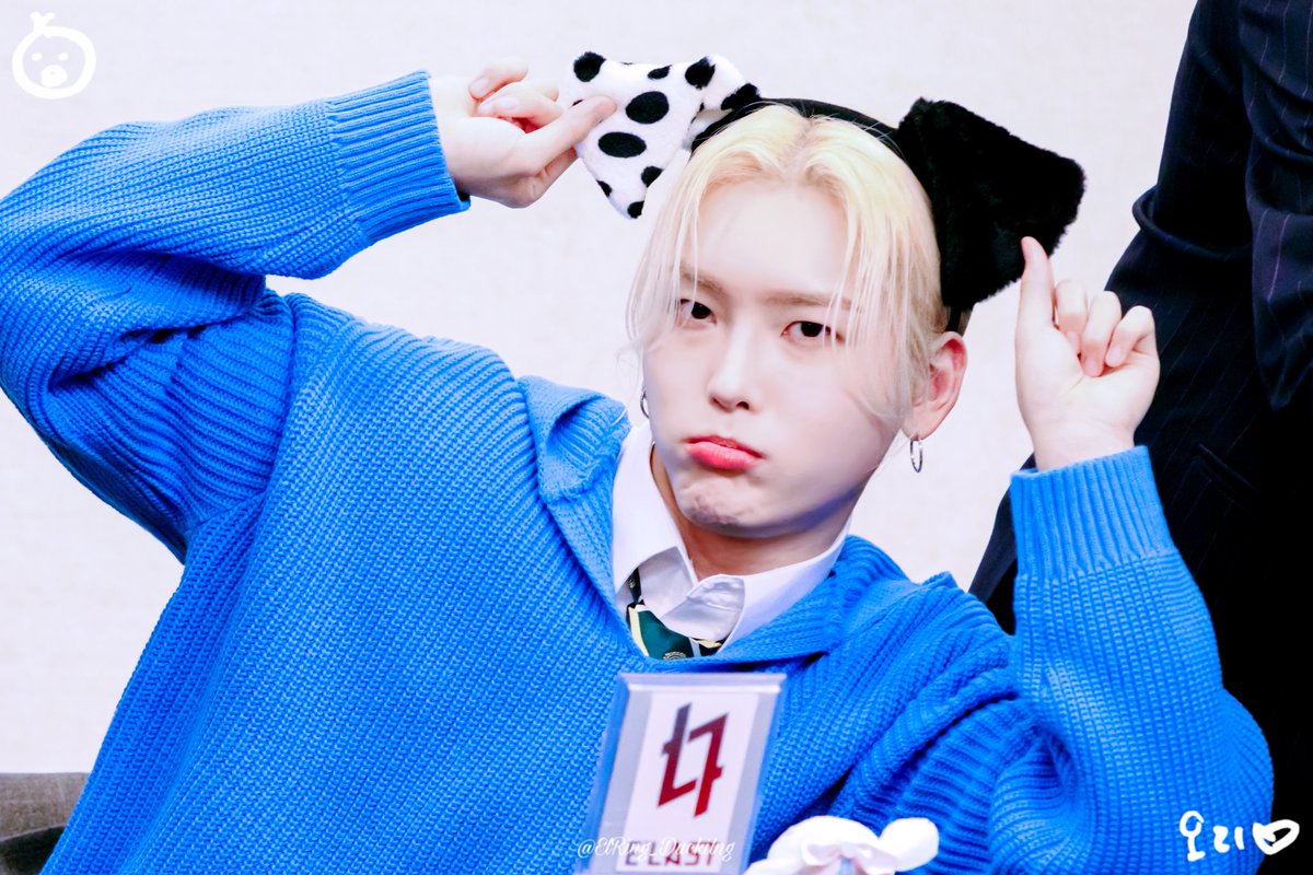 ElRingDuckling's tweet photo. 221217 점프업 시그 대면 팬싸인회

#엘라스트 #ELAST #라노 #RANO https://t.co/uYHyusGGlT