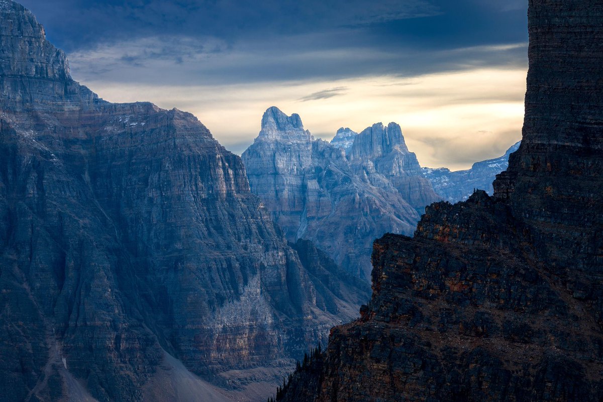 'Banff National Park, Canada. From u/dcowboy31 on /r/earthporn'