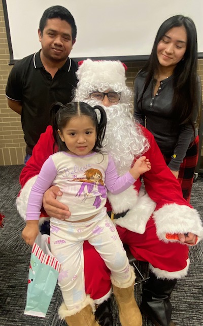 Options_Youth's tweet photo. Best wishes for the holidays from all the staff and participants @Options_Youth. https://t.co/oz0KDs7yfj https://t.co/LiQOfe4fnA