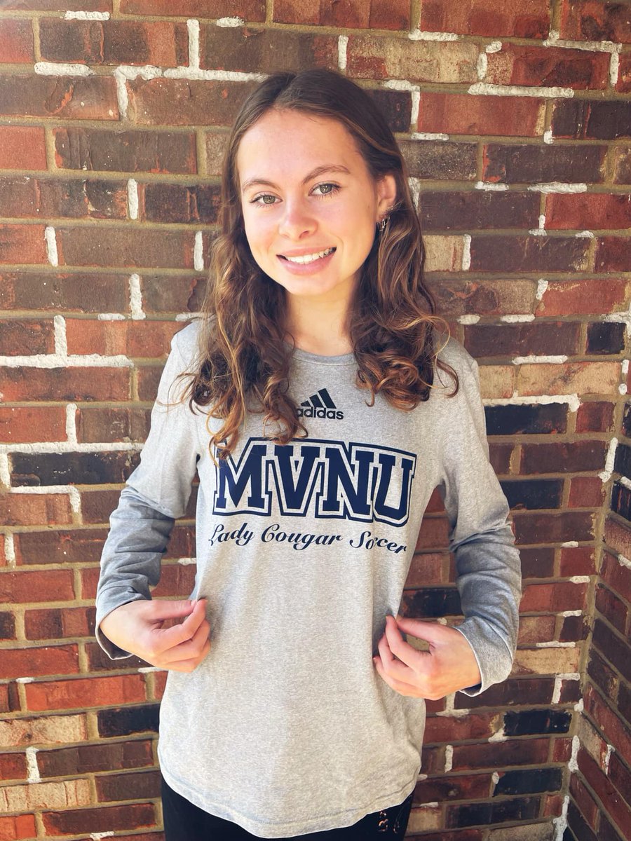 Congratulations to our very own Chelsea Simpson who has verbally committed to play college soccer at Mount Vernon Nazarene University. We are so proud for you Chelsea! Olivia and Chelsea Simpson will be together once again in the 2024 season! #BlueDevilPride