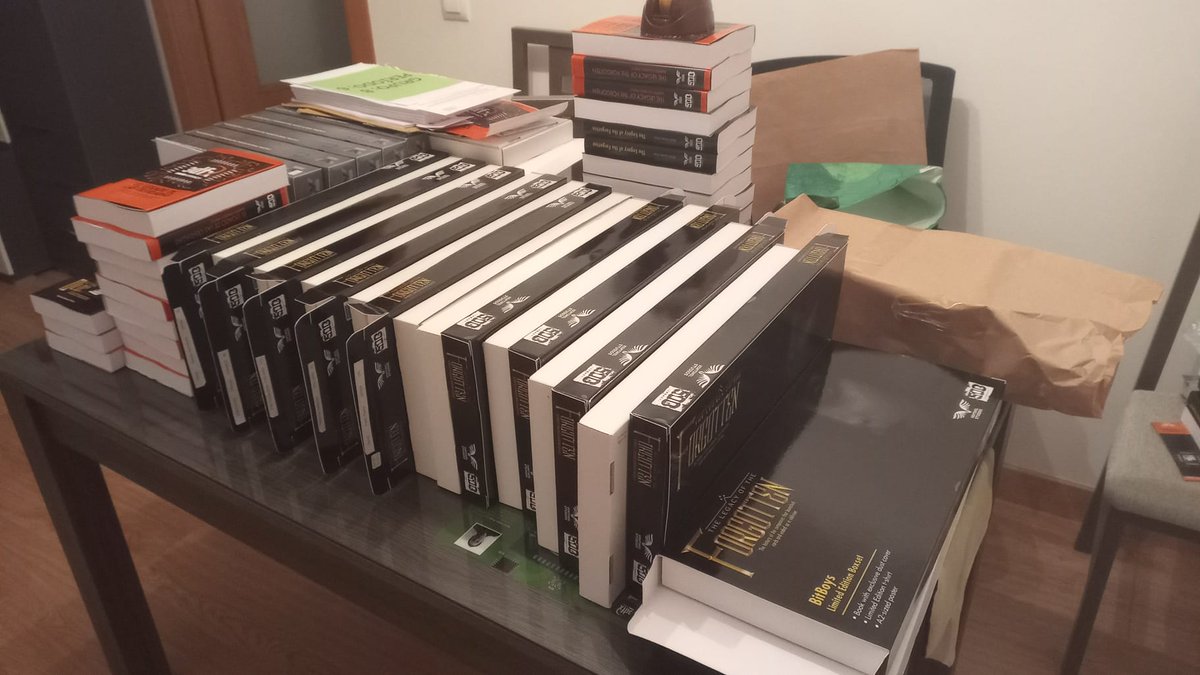 3dfxlegacy's tweet photo. Todo preparado para la llegada de la segunda edición de El legado de 3dfx.
Everything is ready for the arrival of the second edition of The 3dfx legacy.
#retropc #3dfx #videologic #imgtec #matrox #s3 #bitboys https://t.co/gCModkmdQe