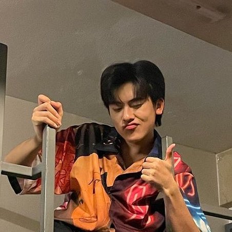 giddydump's tweet photo. รูปนี้น่าจะสมัยมายเทมโป้มะ กรสมัยเซกินี่มัน ตัวพ่อของโรงเรียนปะ https://t.co/1cbLr05qAg