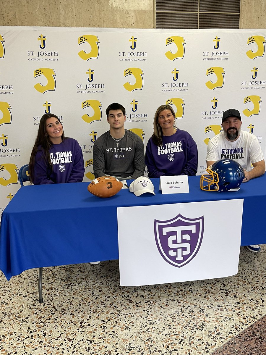 SJCA Football (@sjca_fb) on Twitter photo Congratulations, <a href="/lukeschuler5/">luke schuler</a> Luke signed his National Letter of Intent to play football at The University of St Thomas! #FAMILY #NSD2022 <a href="/UST_Football/">St. Thomas Football</a> <a href="/jrwalton8/">Jesse Walton</a> #wisfb Congratulations, <a href="/lukeschuler5/">luke schuler</a> Luke signed his National Letter of Intent to play football at The University of St Thomas! #FAMILY #NSD2022 <a href="/UST_Football/">St. Thomas Football</a> <a href="/jrwalton8/">Jesse Walton</a> #wisfb