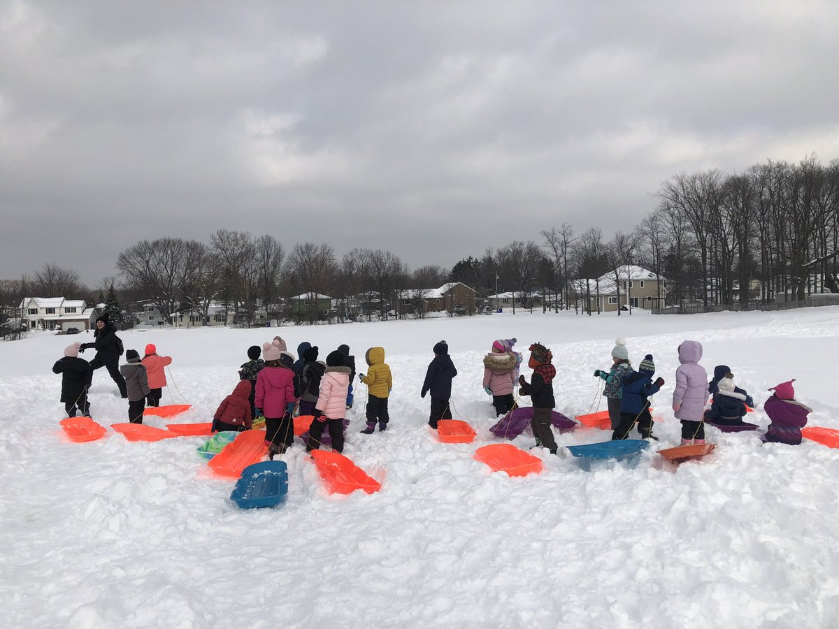 WindomElem's tweet photo. Kindergarten takes to the sledding hill!! https://t.co/MKNUn4ajwA
