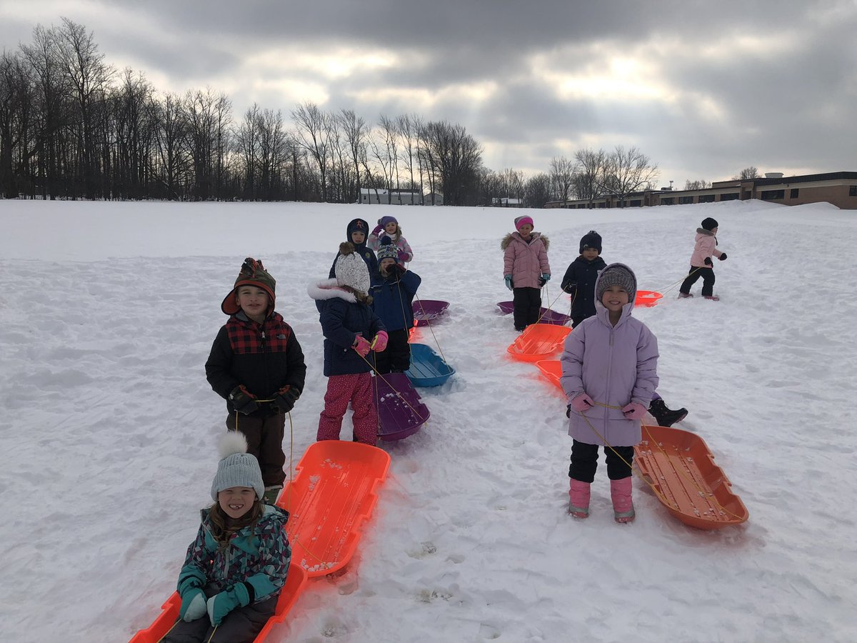 WindomElem's tweet photo. Kindergarten takes to the sledding hill!! https://t.co/MKNUn4ajwA