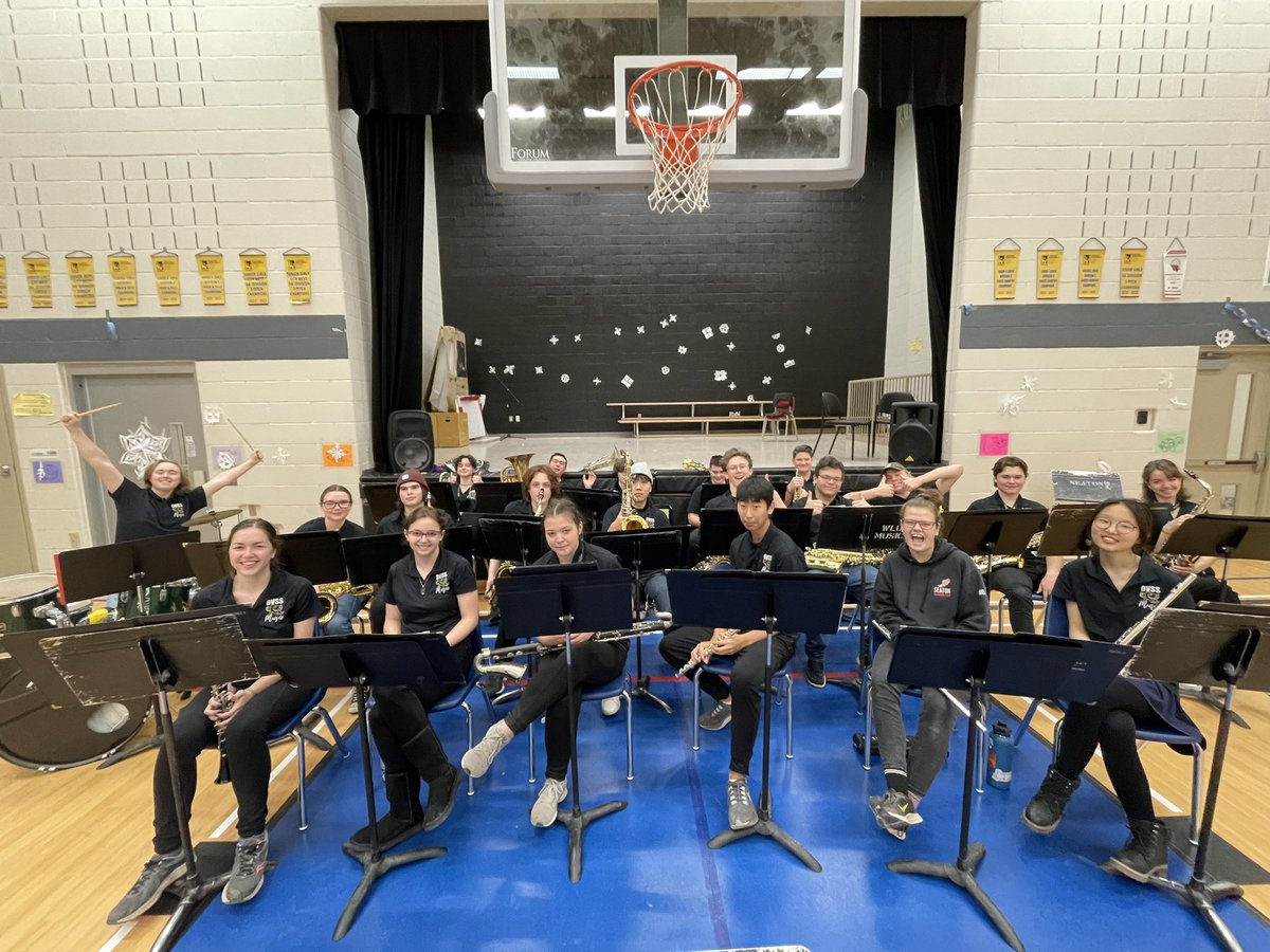 MsDeeMusic's tweet photo. Thanks Rockton for having us today! Our final stop on our feeder school tour https://t.co/TWybz3pxfA