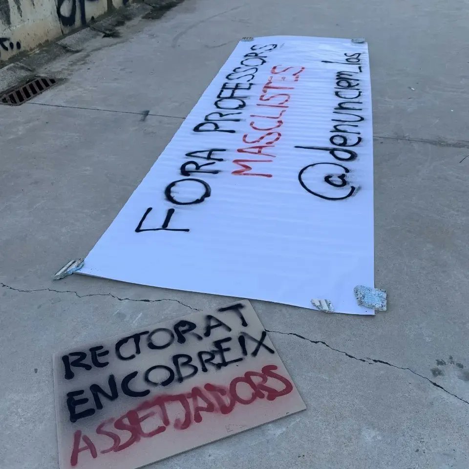 FEU-València tweet media