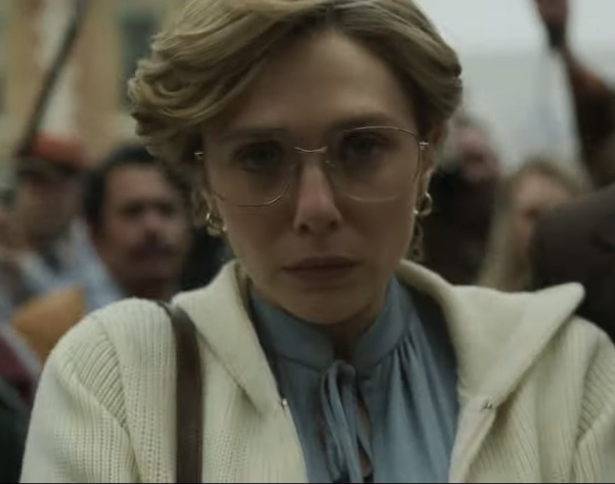 DiscussingFilm on Twitter "New look at Elizabeth Olsen as Candy