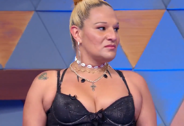 Mulher trans sofre na mão de marido que trai e ameaça (via #CasosDeFamilia)

tinyurl.com/sbt234073