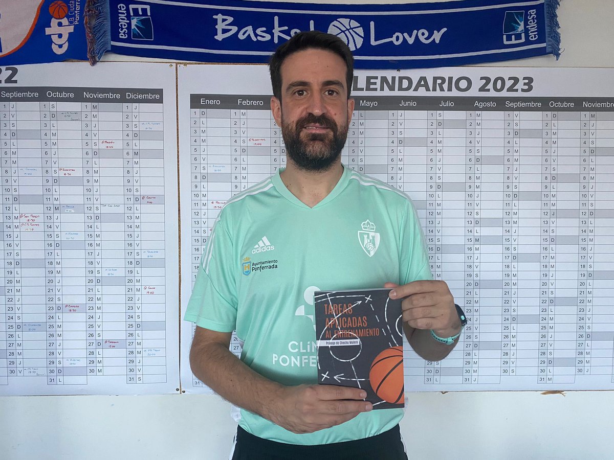 TareasAplicadas's tweet photo. David, Pablo, Epi y José Ignacio llevan unas semanas practicando todos los ejercicios de nuestro libro 👍🏻 
¿Por las caras creemos que están contentos, no? ¡Nos alegramos 😃! 

🎁 Regala ‘Tareas aplicadas al entrenamiento’ estas navidades https://t.co/lsTLhBneMh