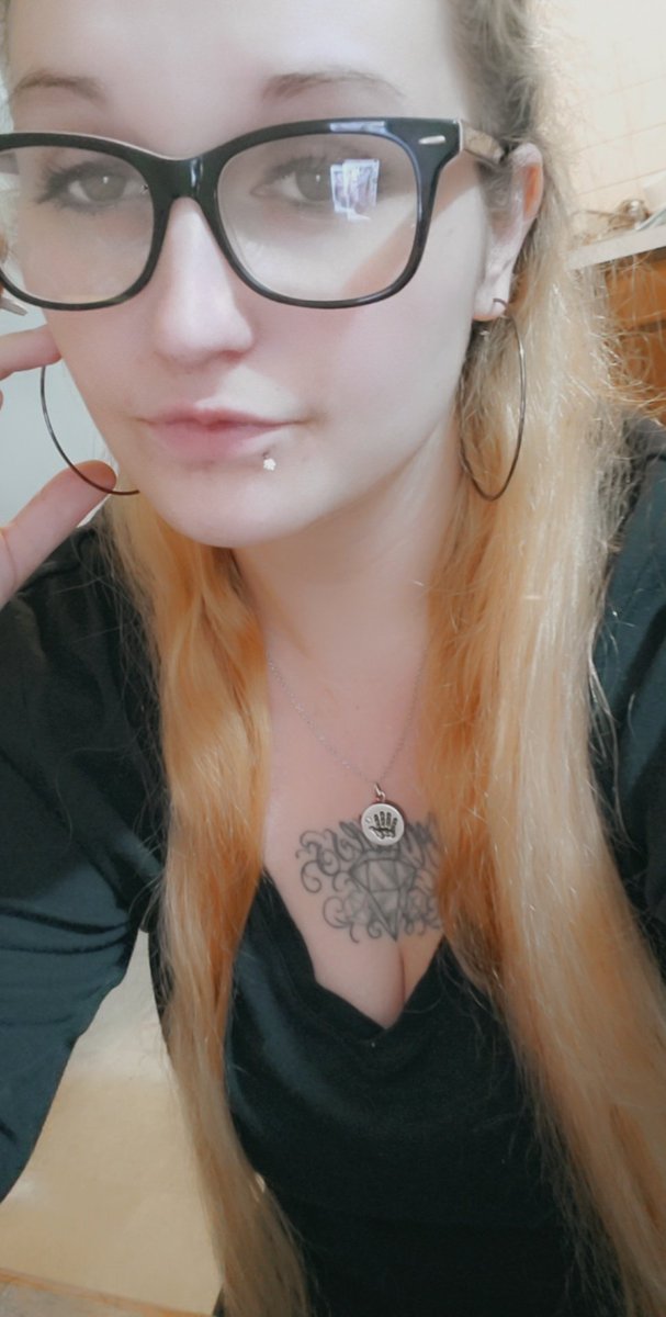 PrincessDanni69's tweet photo. Everything half off today only 😘👌 kik danniyumyum #paypig #findomaddiction #findom #findommistress #feetpicsforsales #feetpic #feetِ #FeetPicture #bdsmroleplay #Bdsmcomunity #bdsmِ #bdsmpig #BDSMDom #bdsmsub #ContentCreator #sellingcheapcontent #sellingprivatecontent https://t.co/8orcg3WIQ7