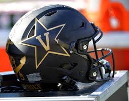 TrajenGreco's tweet photo. Extremely Blessed to receive an SEC offer from @VandyFootball ! @CoachHowellVU @Mansell247 @JeremyO_Johnson @MC_Recruiting @RecruitGeorgia https://t.co/peUYkpIUuu