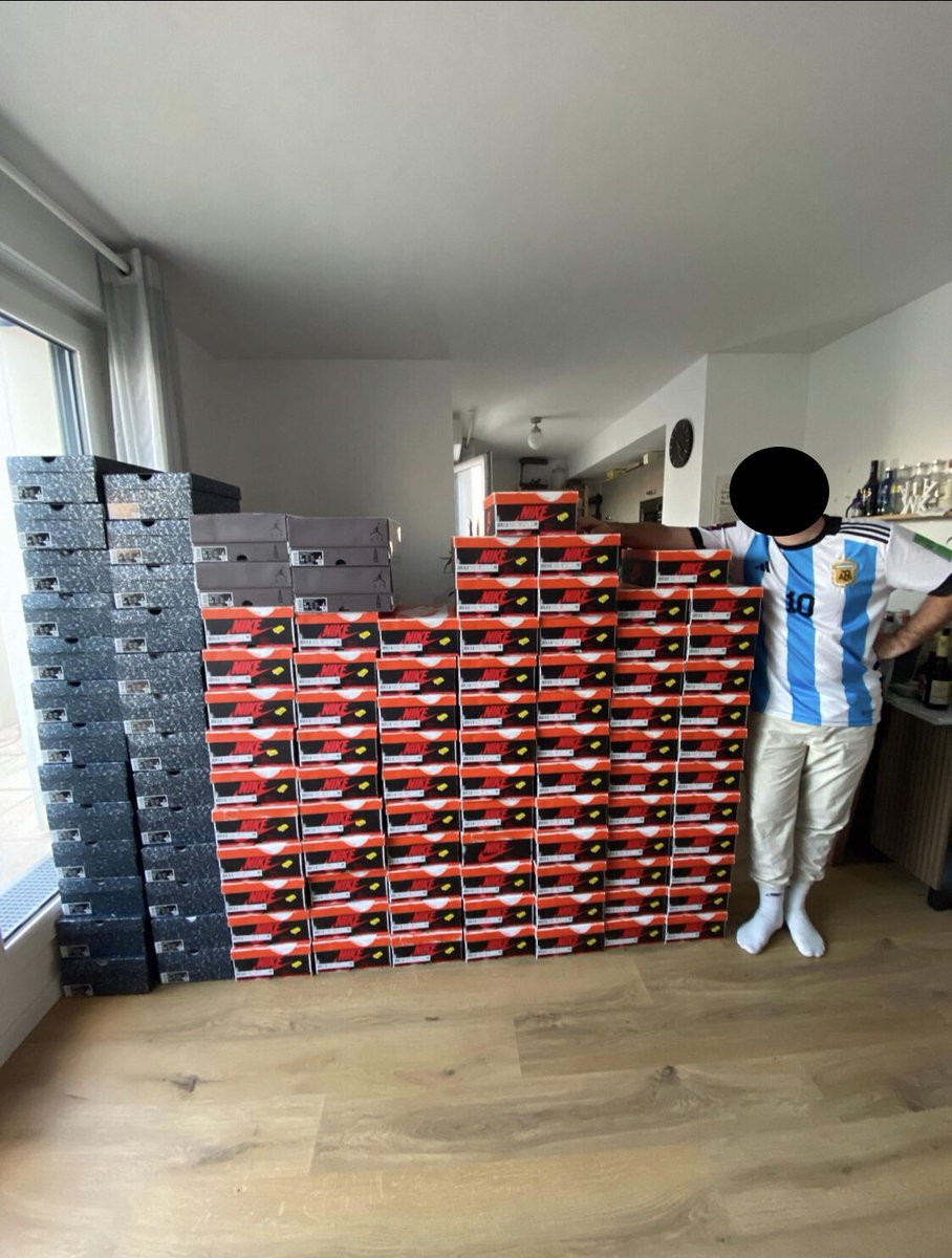 shattez1's tweet photo. J1s were found. 

Bot: @NovumRaffles 

Proxies: @IgnifyProxies 

Cookgroup: @onecooklab @clearnotify https://t.co/SHArHQMUzB