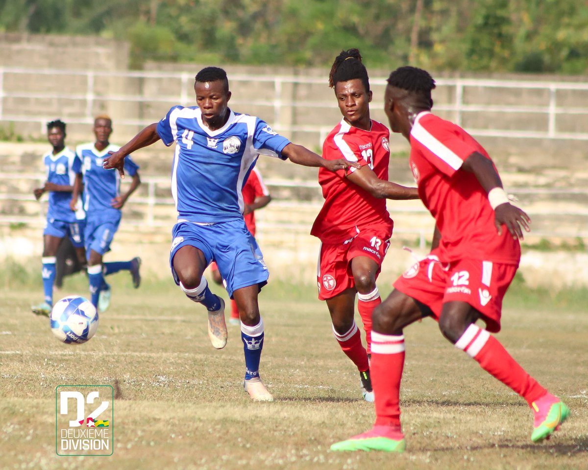 FtfTogolaise's tweet photo. 🟥#DeuxièmeDivision 🇹🇬 - 6ème journée
#MARANATHA 0⃣ 🆚 1⃣ #FOUKPA
📷📷📷 https://t.co/Qdm75etAY8