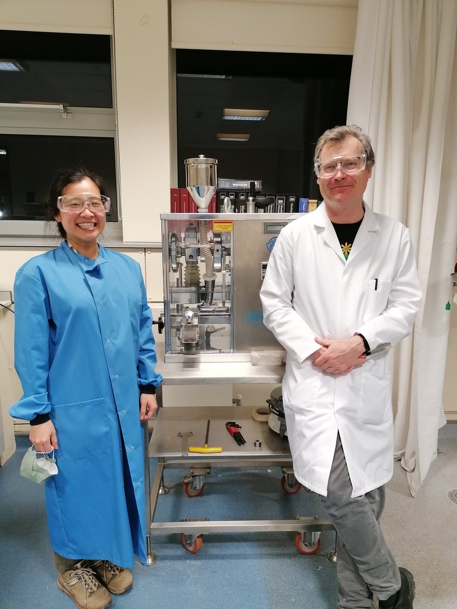 Dr Szu S Wong (@szuswong) on Twitter photo This week we say good luck & bye bye 😢 to the most amazing <a href="/KeeleCSL/">Keele Central Science Laboratories</a> technician & friend - Dr. Neil Grazier - who is leaving us for a wonderful opportunity at <a href="/AstonUniversity/">Aston University</a>. There is only one place to get the engraving on his gift done - Chancellor <a href="/JamesTCobbler/">James Timpson</a>'s shop! This week we say good luck & bye bye 😢 to the most amazing <a href="/KeeleCSL/">Keele Central Science Laboratories</a> technician & friend - Dr. Neil Grazier - who is leaving us for a wonderful opportunity at <a href="/AstonUniversity/">Aston University</a>. There is only one place to get the engraving on his gift done - Chancellor <a href="/JamesTCobbler/">James Timpson</a>'s shop!