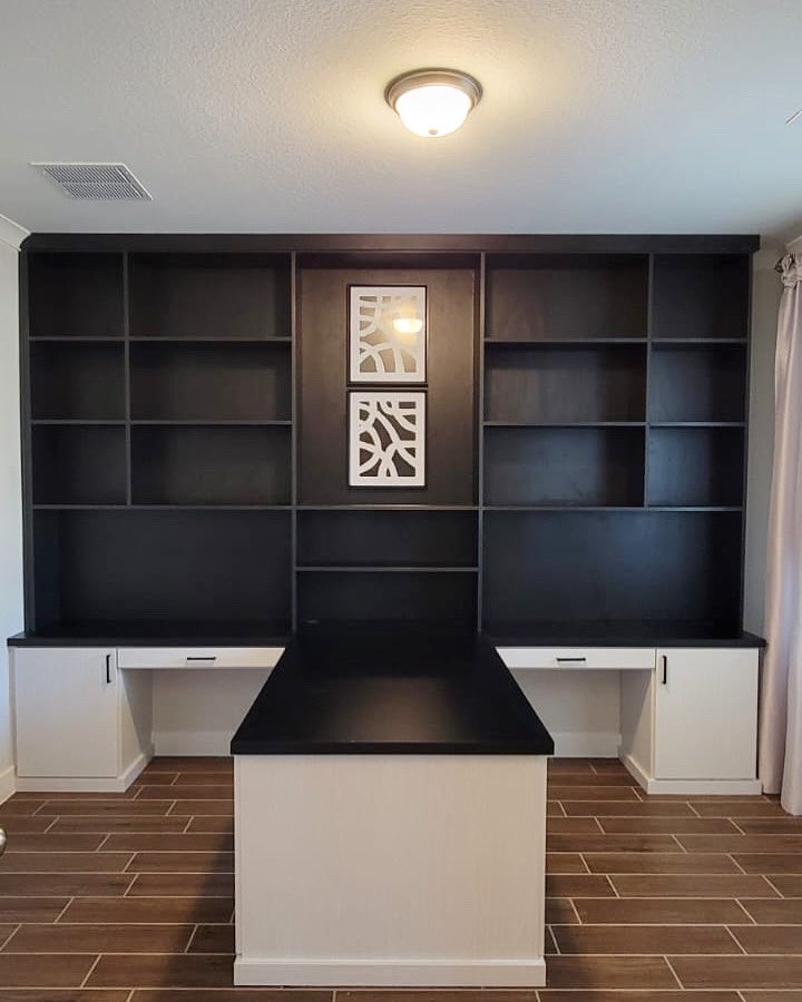 ClosetfactoryHT's tweet photo. Keeping it simple but classy😏 Call us at (281)355-7676 or visit our website https://t.co/Rs0pQVyVDr to schedule your free consultation today✨
#customstorage #homeorganization 
#customdesigns 
#homeoffice
#closetfactoryhouston #organized #workingfromhome 
#homeofficegoals https://t.co/GxaJREN0q0