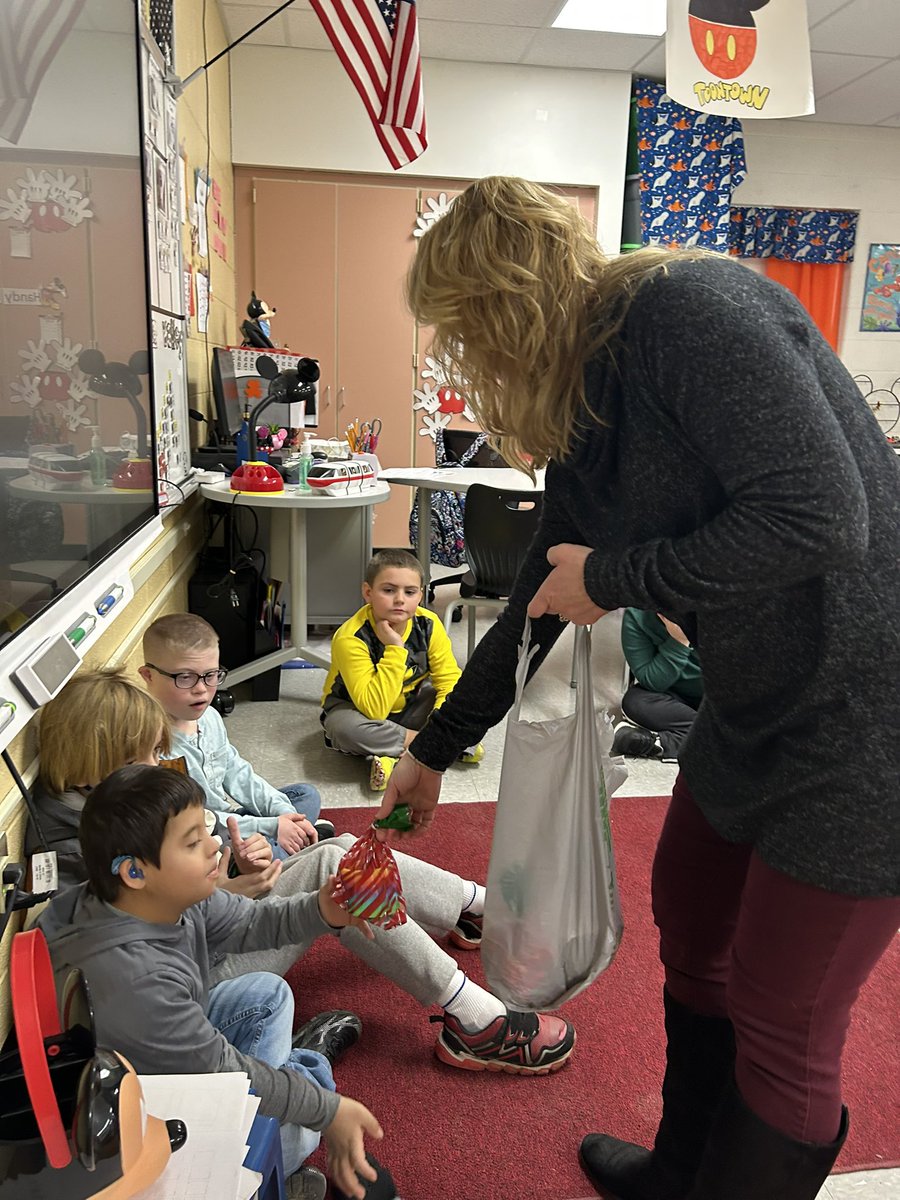 Stephanie Weller tweet media