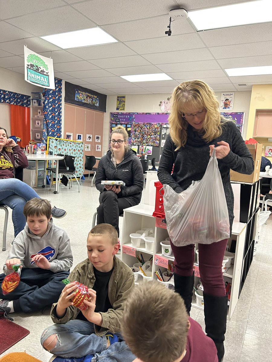 Stephanie Weller tweet media