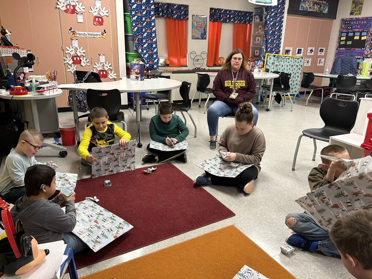 Stephanie Weller tweet media