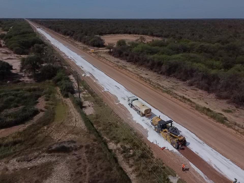 RutaDeLaLechePy's tweet photo. Promedian un 35% de avance ejecutado en obras de la Ruta de la Leche , con este porcentaje logrado en el año 2022, van a receso para retomar con las actividades en la primera semana de enero del año entrante.
Lea más en - https://t.co/H1pKyAclCP
@el_BID @mopcparaguay https://t.co/3Yj2a4xk2z