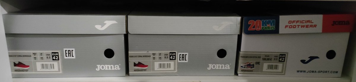 javierbm28's tweet photo. @JomaSport que te parece mi armario para la próxima temporada? https://t.co/b1ACWkcH8x